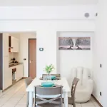 2 Minuti Dalla Stazione - Comfort & Design Appartement Brescia